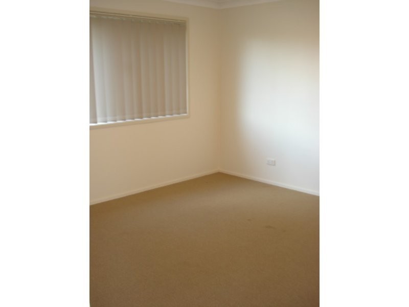 166/31 Usher Avenue, Labrador QLD 4215