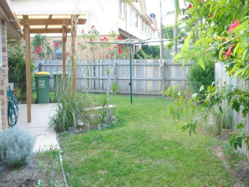 166/31 Usher Avenue, Labrador QLD 4215