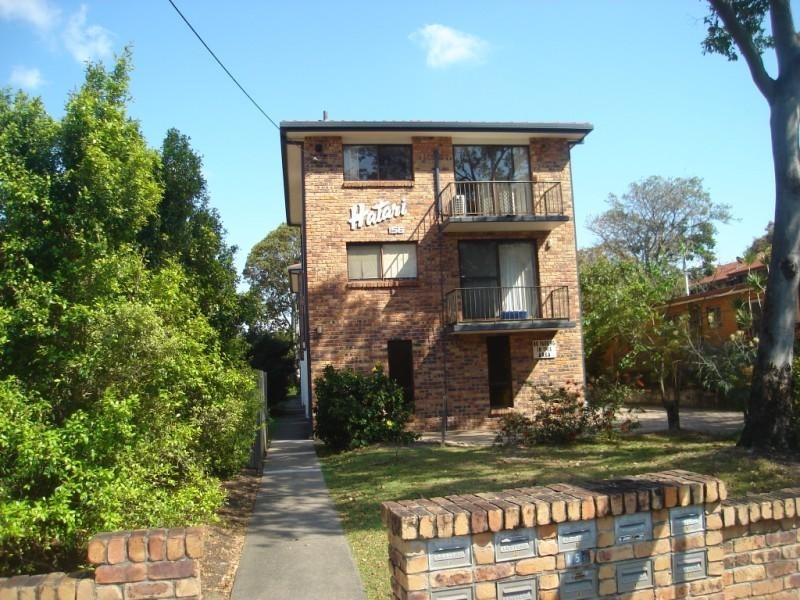 2/156 Frank Street, Labrador QLD 4215