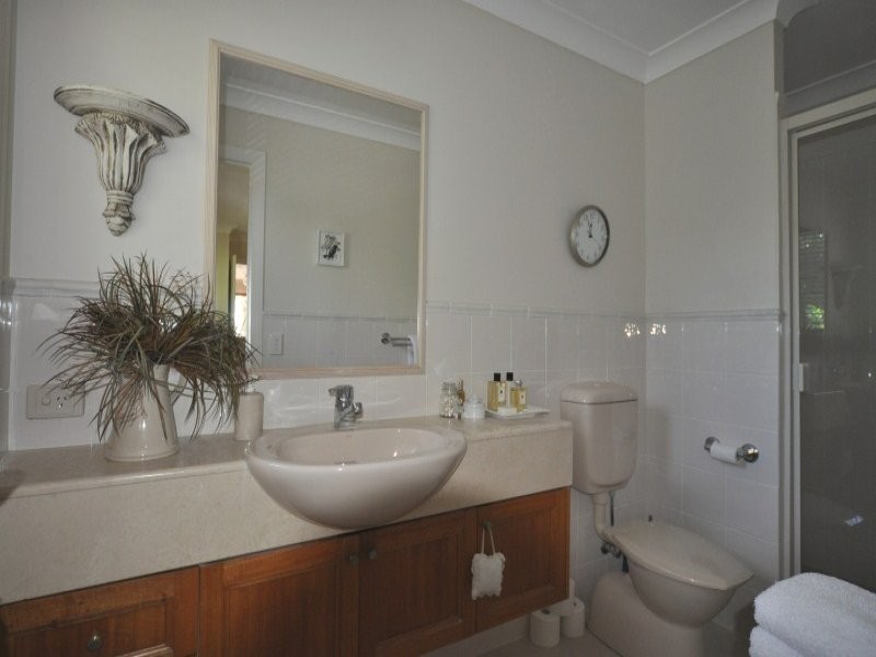 80 John Lund Drive, Hope Island QLD 4212