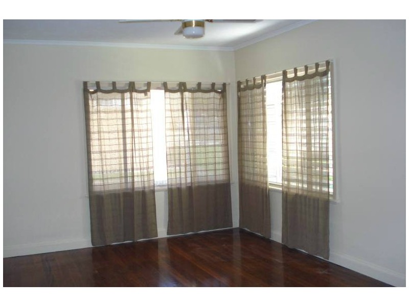 55 Turpin Road, Labrador QLD 4215