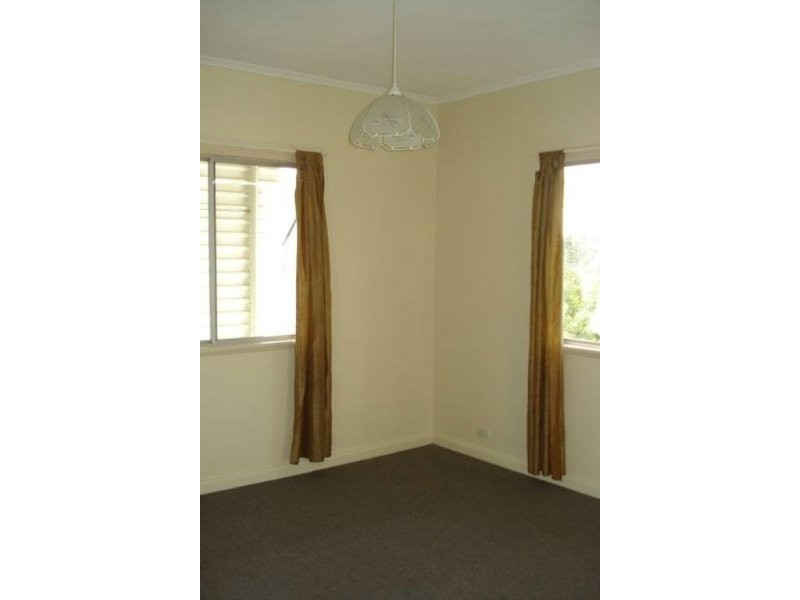 55 Turpin Road, Labrador QLD 4215