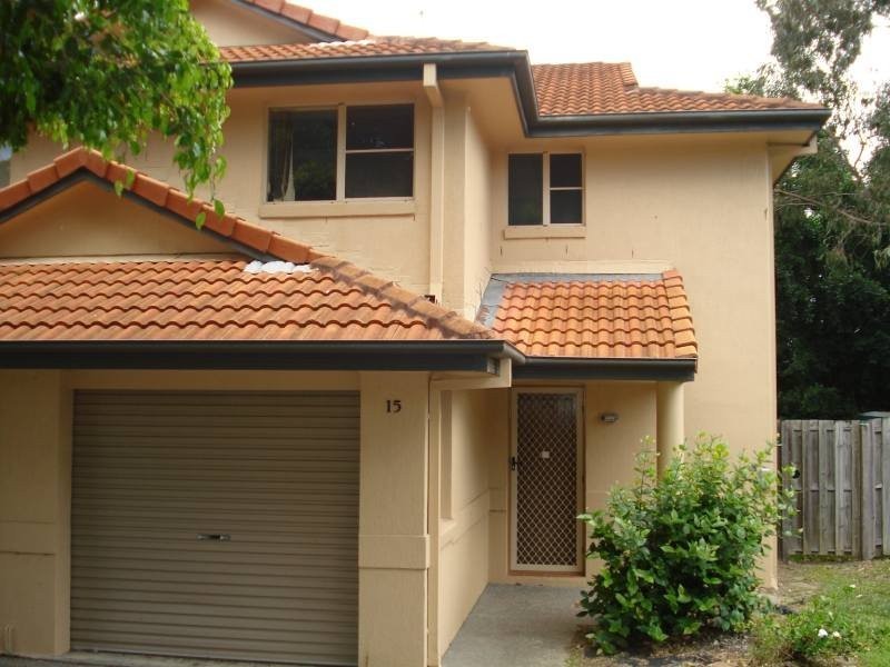 15/99 Greenacre Drive, Parkwood QLD 4214