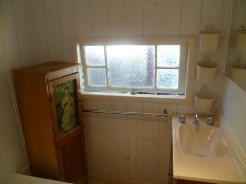 34 Johnston Street, Southport QLD 4215