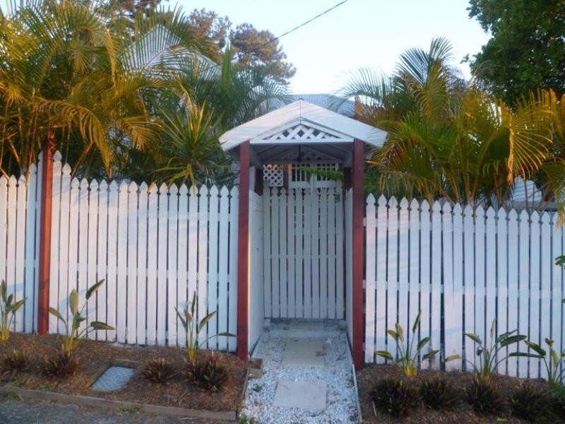 34 Johnston Street, Southport QLD 4215