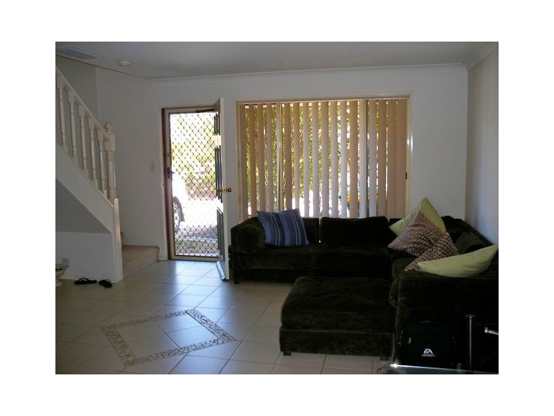 11/62 Brown Street, Labrador QLD 4215