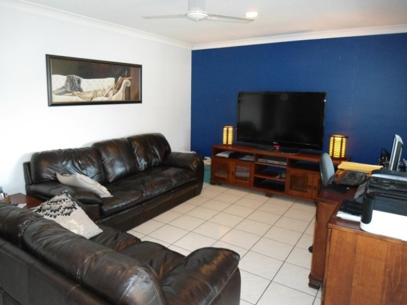 21 James Cagney Close, Parkwood QLD 4214