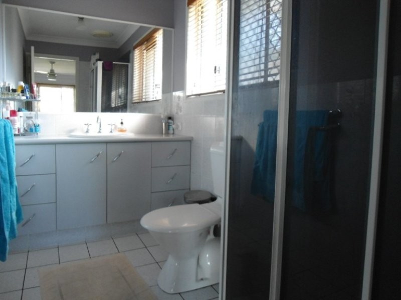 21 James Cagney Close, Parkwood QLD 4214