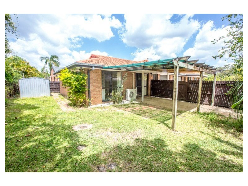 2/25 Nina Parade, Arundel QLD 4214