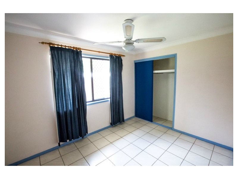 2/25 Nina Parade, Arundel QLD 4214