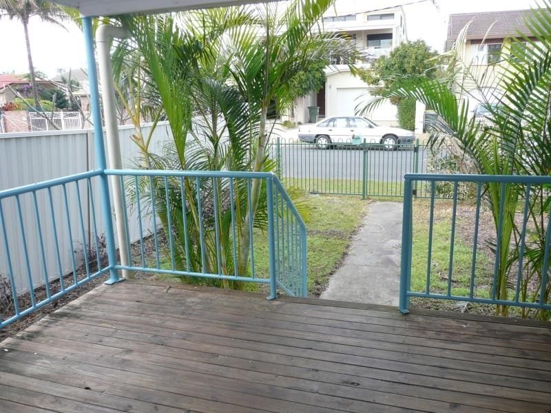 9 Nankeen Avenue, Paradise Point QLD 4216
