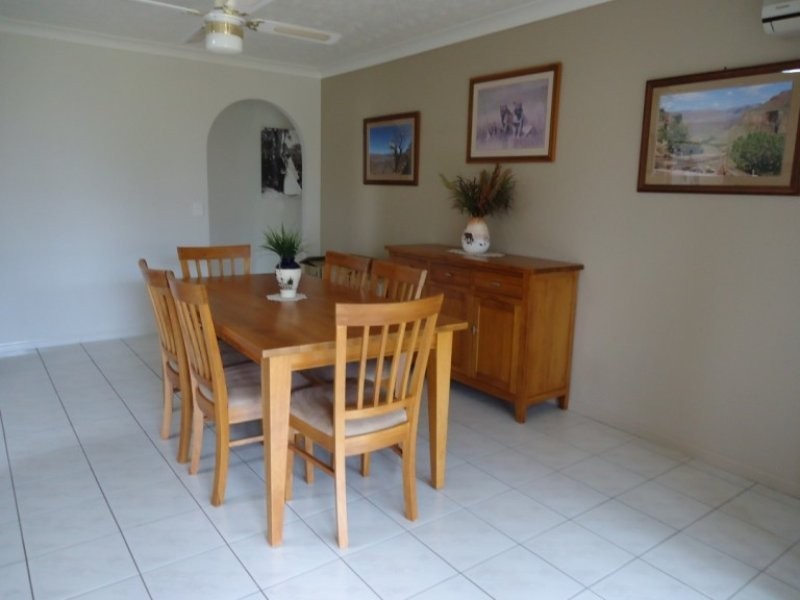 50 Allied Drive, Arundel QLD 4214