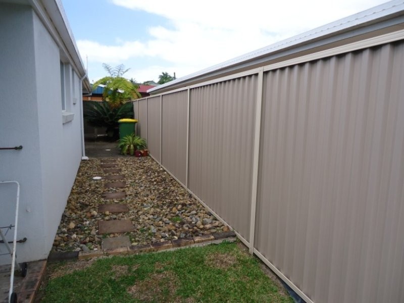 50 Allied Drive, Arundel QLD 4214