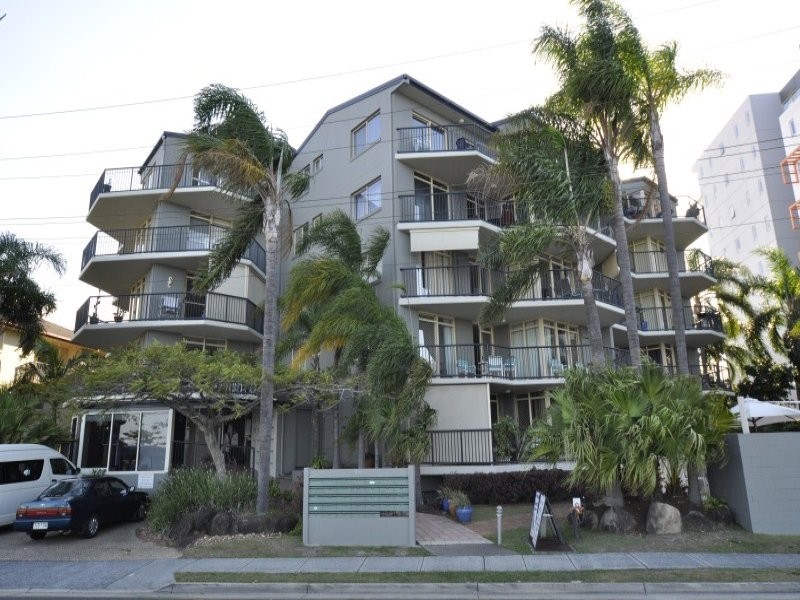 28/418 Marine Parade, Biggera Waters QLD 4216