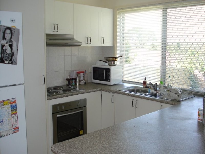 1/350 Government Road, Labrador QLD 4215