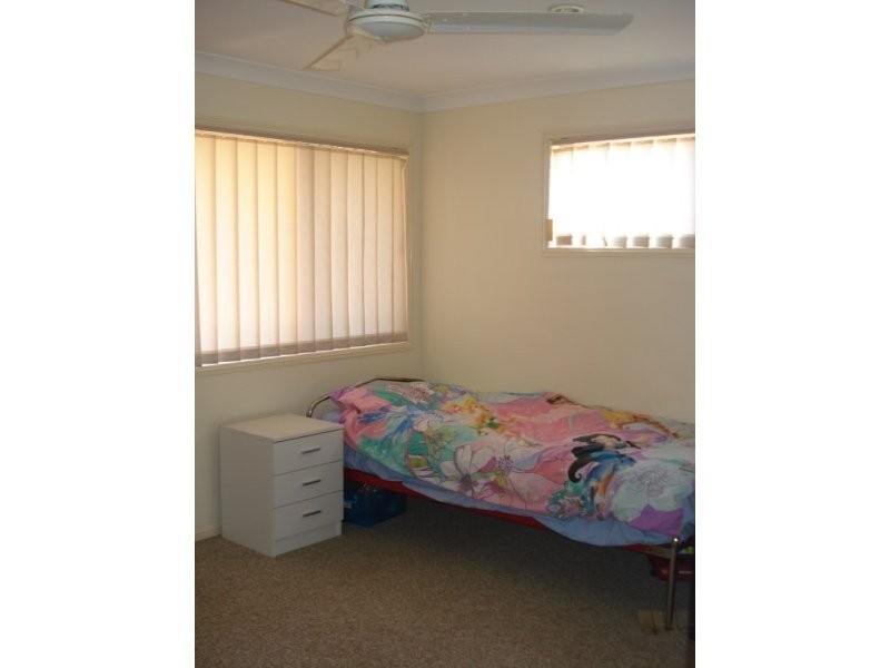 1/350 Government Road, Labrador QLD 4215