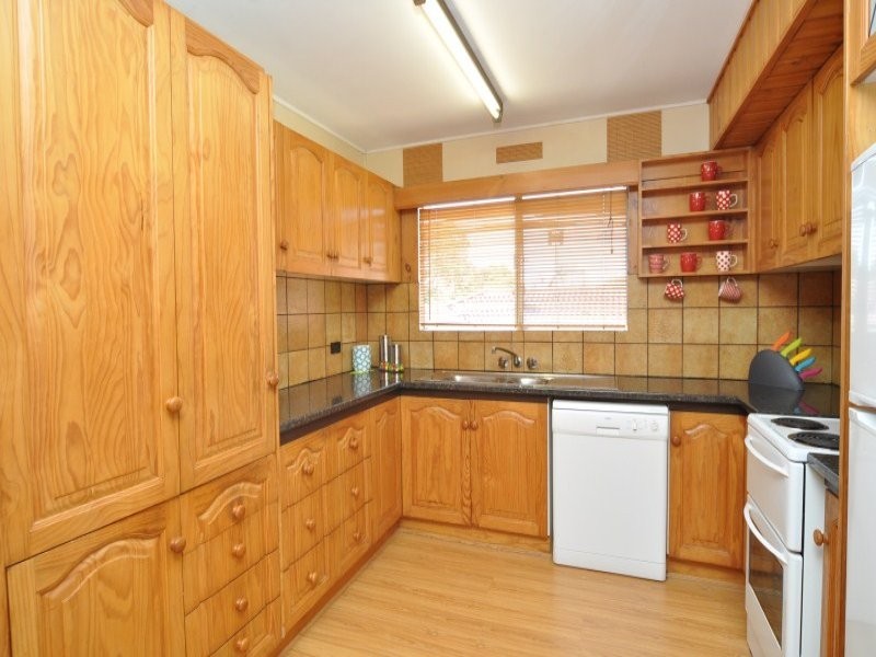 38 Bruce Avenue, Paradise Point QLD 4216