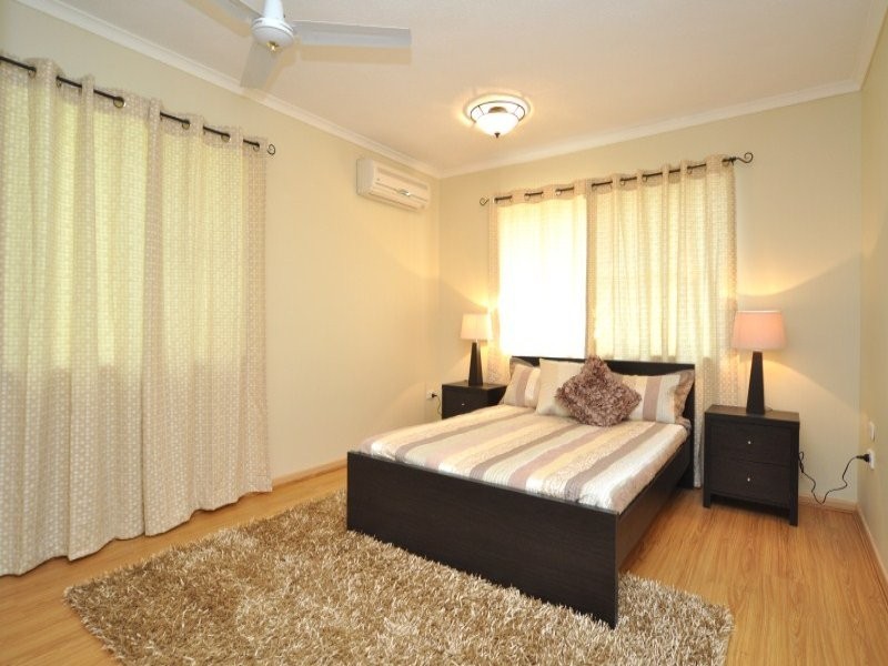 38 Bruce Avenue, Paradise Point QLD 4216