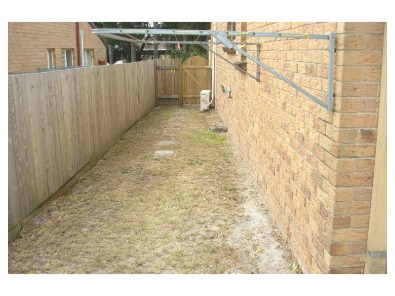 1/5 Waterbird Court, Coombabah QLD 4216