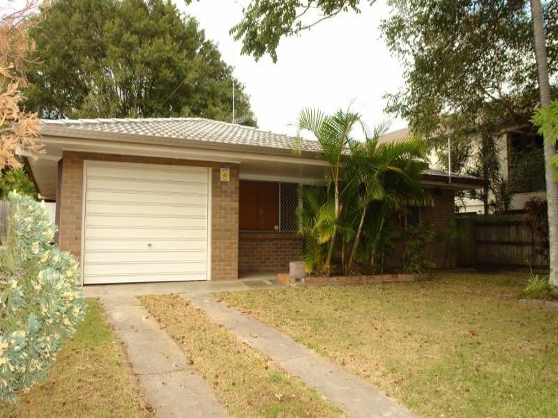 65 Muir Street, Labrador QLD 4215