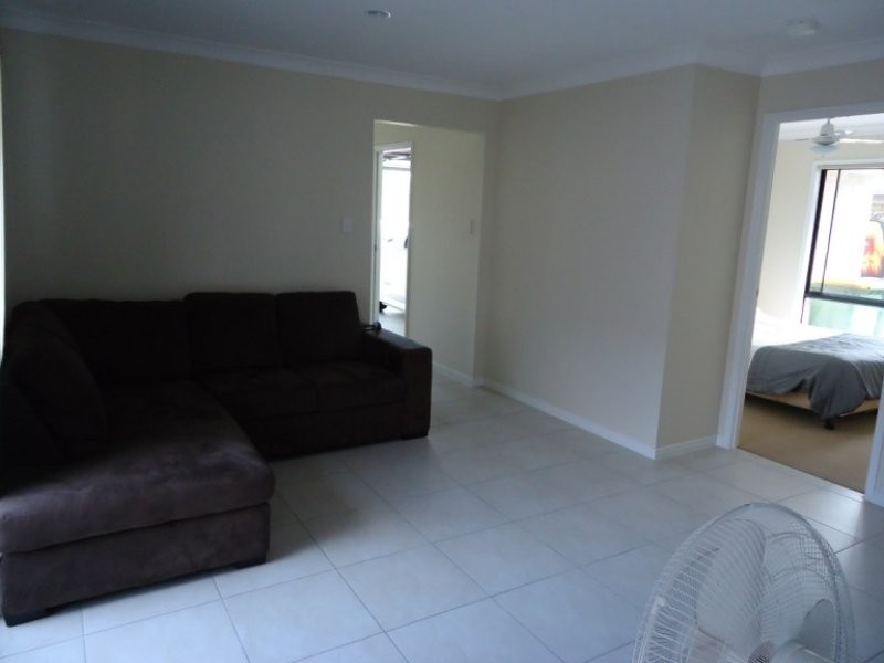 10 Orara Street, Pacific Pines QLD 4211