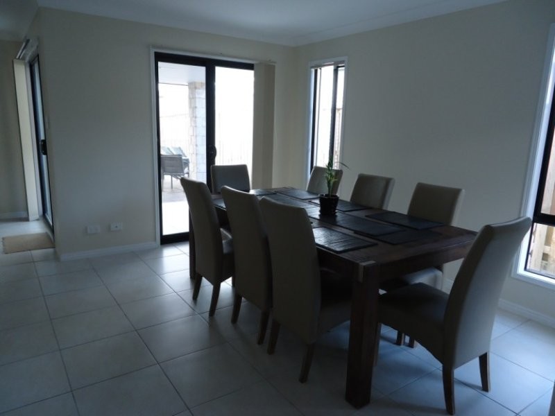 10 Orara Street, Pacific Pines QLD 4211