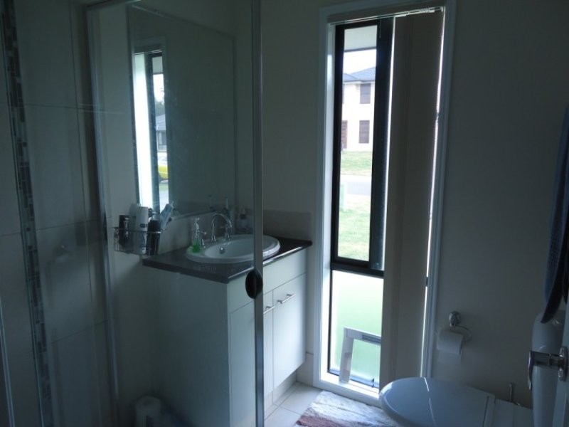 10 Orara Street, Pacific Pines QLD 4211