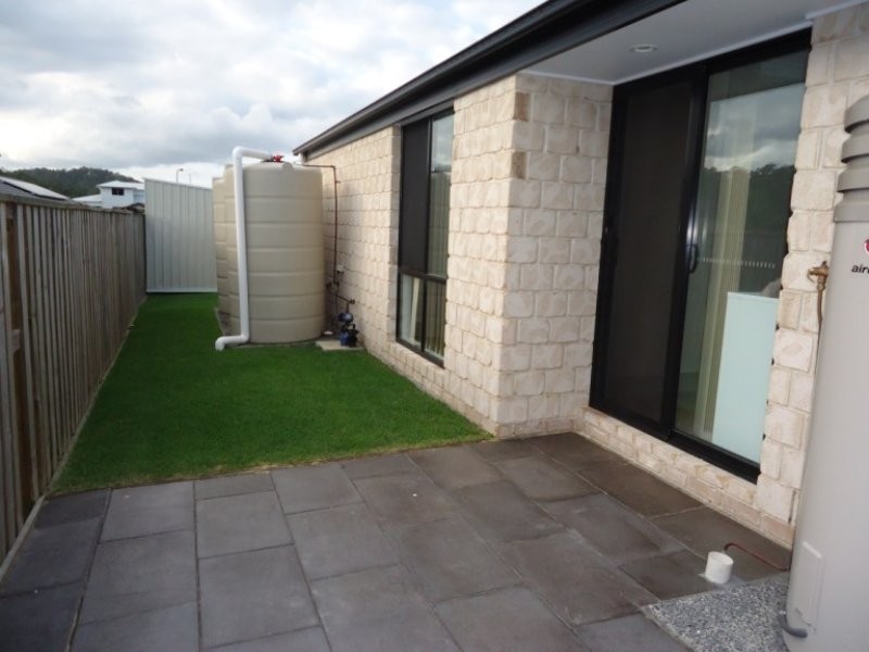 10 Orara Street, Pacific Pines QLD 4211