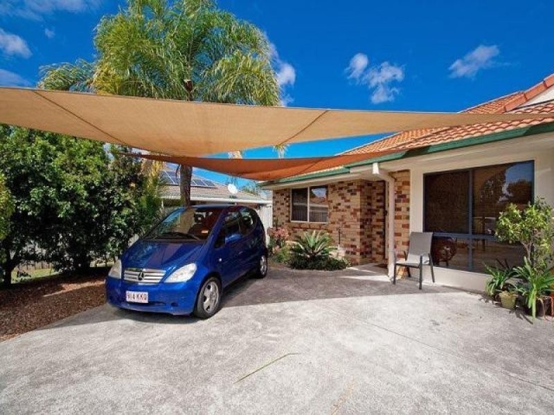 8 Cutter Court, Helensvale QLD 4212