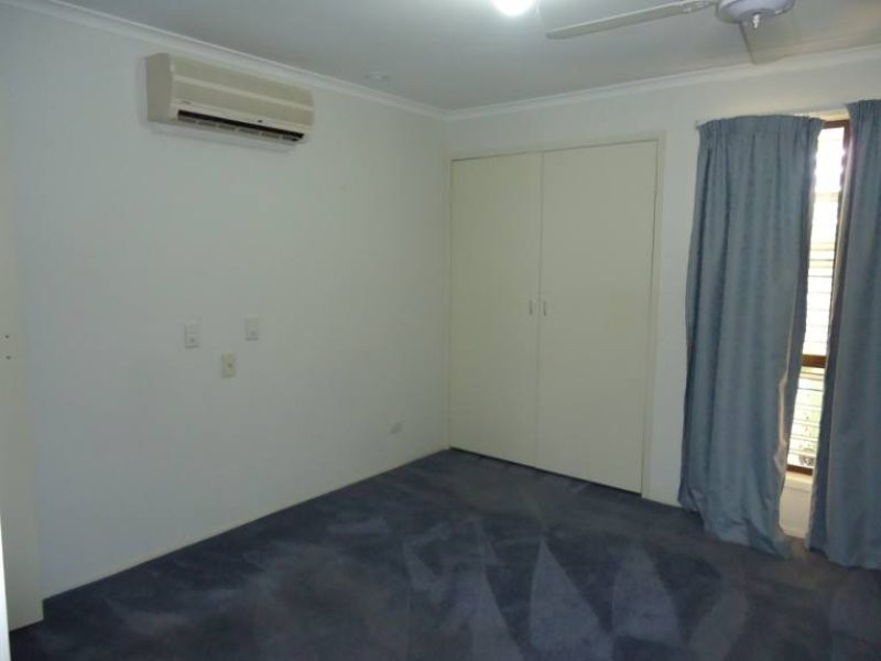 1/220 Olsen Avenue, Arundel QLD 4214