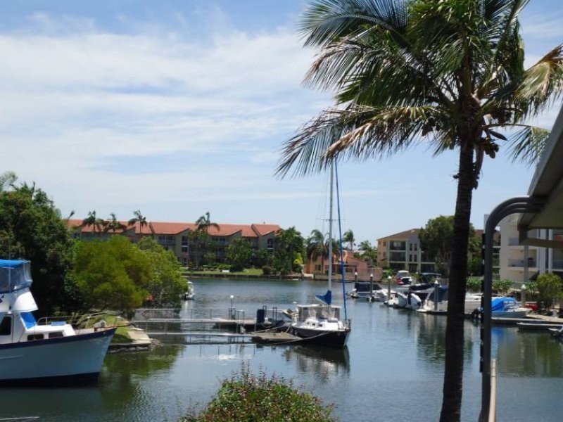 3/39 Madang Crescent, Runaway Bay QLD 4216