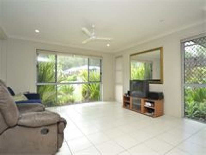 3 Bakers Ridge Drive, Oxenford QLD 4210