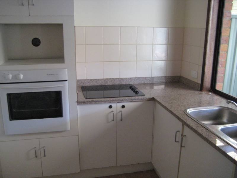 1/12 Telopea Street, Labrador QLD 4215