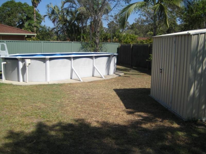 1/12 Telopea Street, Labrador QLD 4215