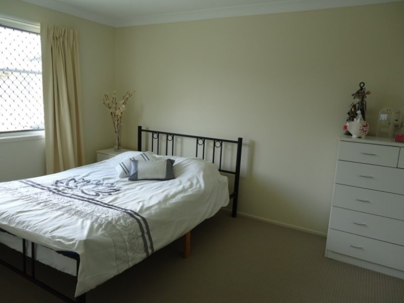 4/90 Pohlman Street, Southport QLD 4215