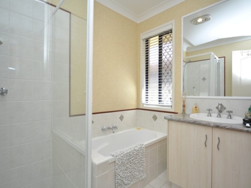 9 Paddy Place, Oxenford QLD 4210