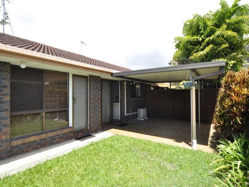 1/51 Government Road, Labrador QLD 4215