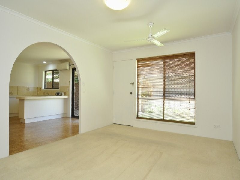 1/51 Government Road, Labrador QLD 4215