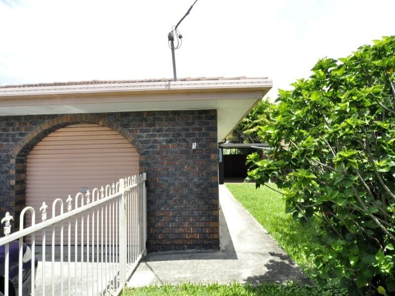 1/51 Government Road, Labrador QLD 4215