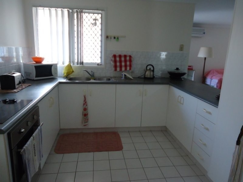 1/11 Coventry Court, Labrador QLD 4215