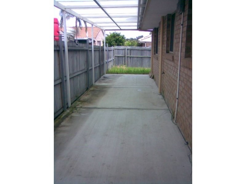 2/10 Freeman Street, Labrador QLD 4215