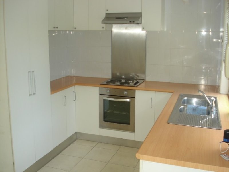 5/8 Village Way, Oxenford QLD 4210