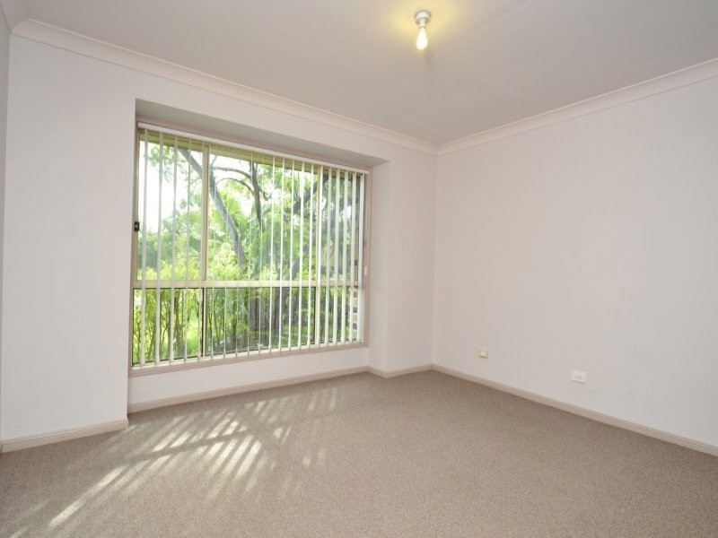 11 Sutton Court, Parkwood QLD 4214