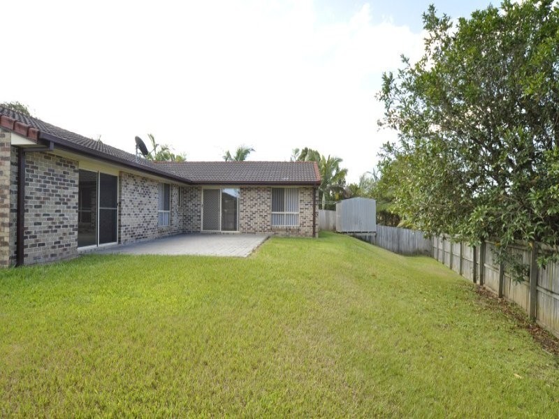 11 Sutton Court, Parkwood QLD 4214