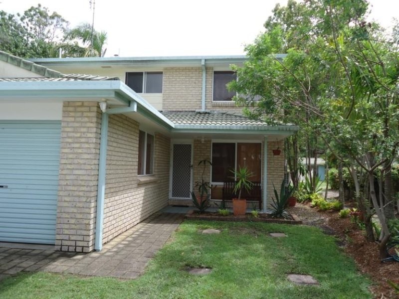 6/14 Liam Court, Labrador QLD 4215