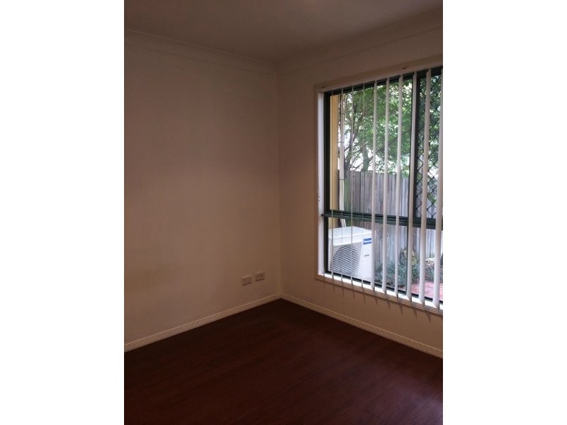 2/3 Bradford Street, Labrador QLD 4215