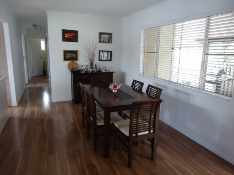 7 Bundarra Street, Coombabah QLD 4216