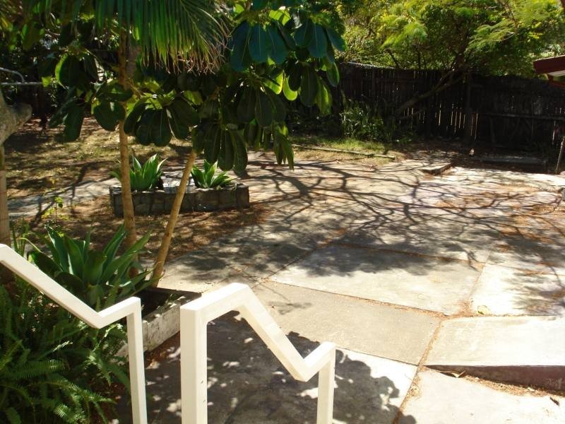 9 Horder Avenue, Labrador QLD 4215