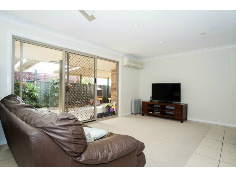2 Putter Place, Arundel QLD 4214