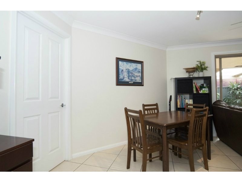 2 Putter Place, Arundel QLD 4214